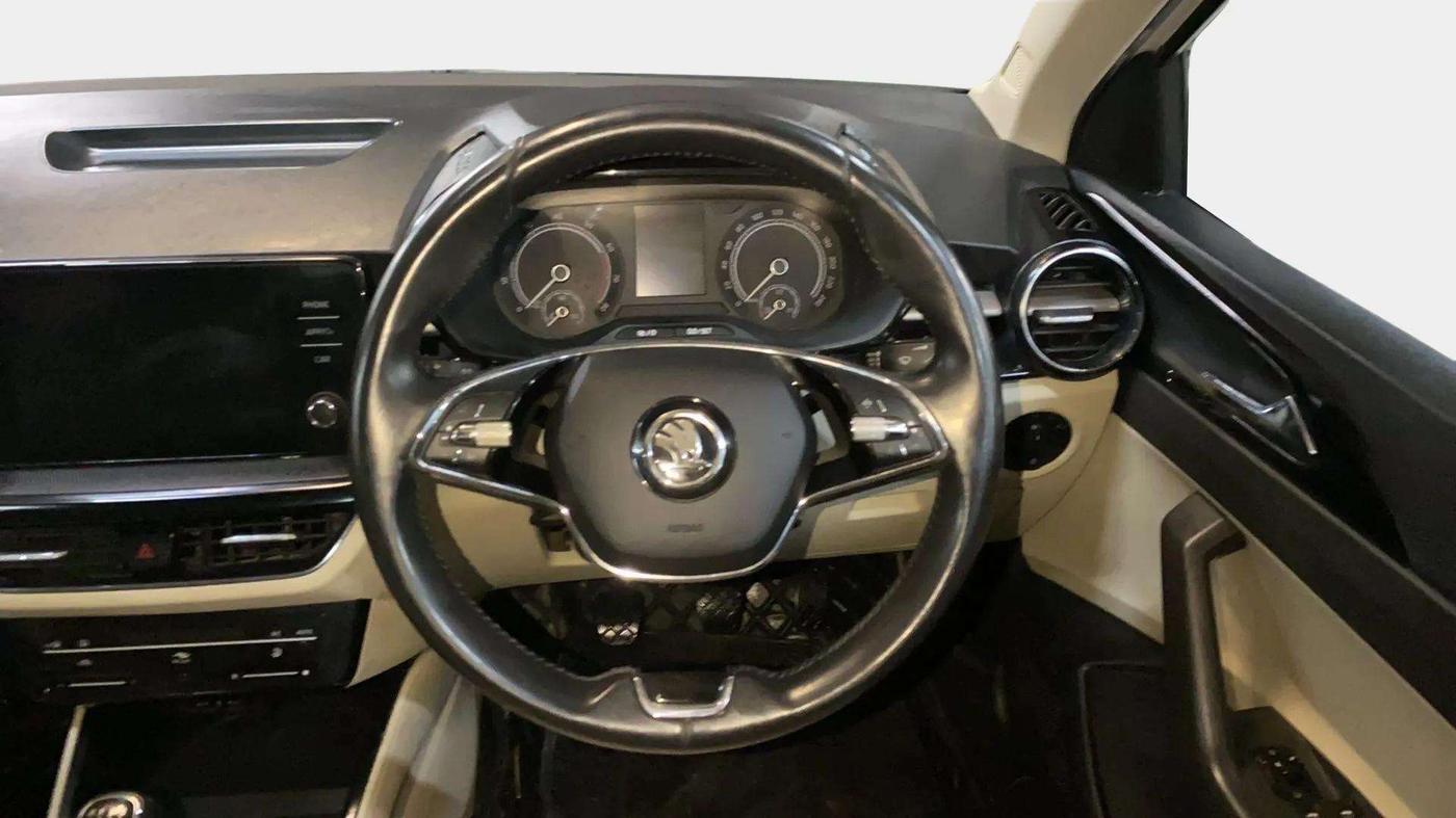 2022 Skoda SLAVIA AMBITION 1.0L TSI MT, Petrol, Manual, 44,960 km, Steering Wheel Close Up