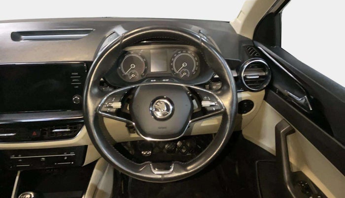 2022 Skoda SLAVIA AMBITION 1.0L TSI MT, Petrol, Manual, 44,934 km, Steering Wheel Close Up
