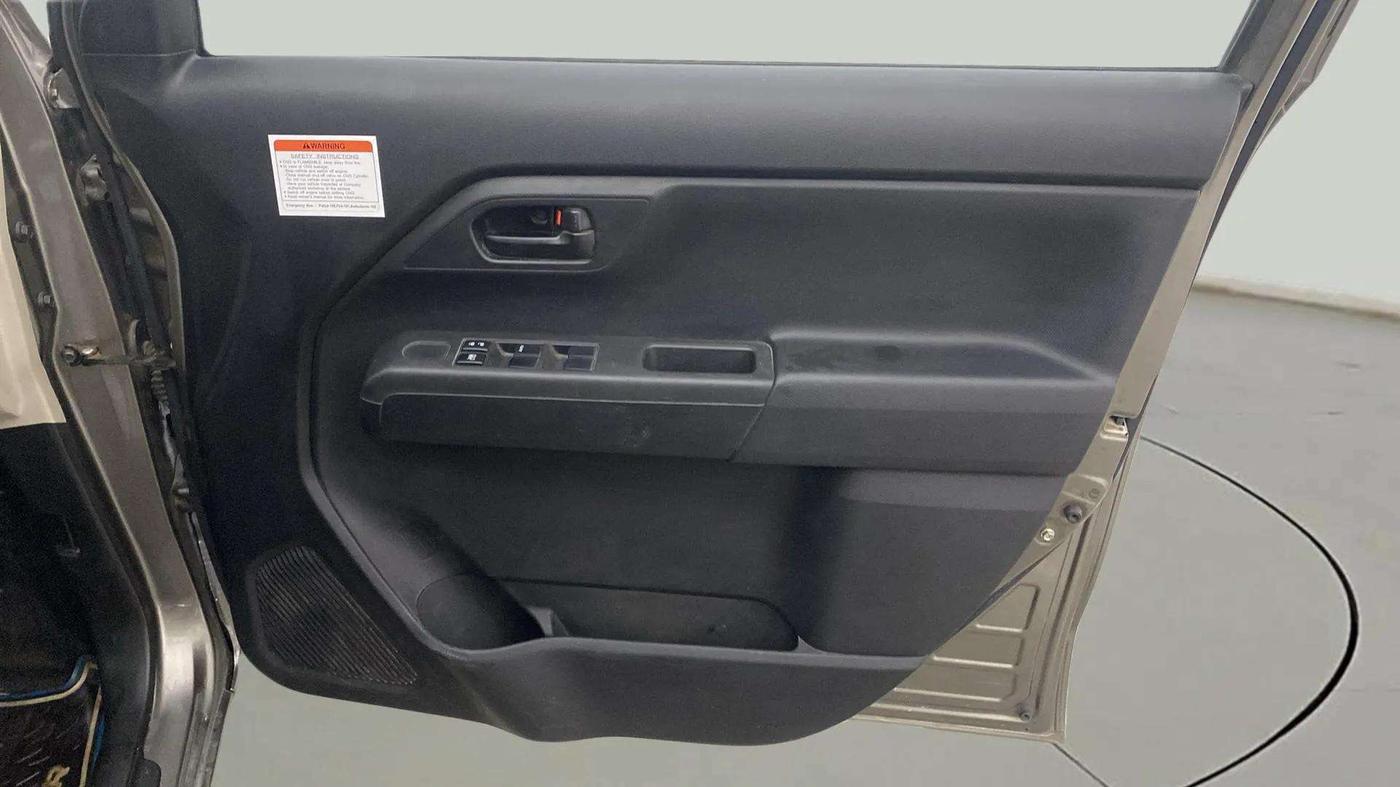 2023 Maruti New Wagon-R LXI CNG 1.0, CNG, Manual, 35,691 km, Driver Side Door Panels Control