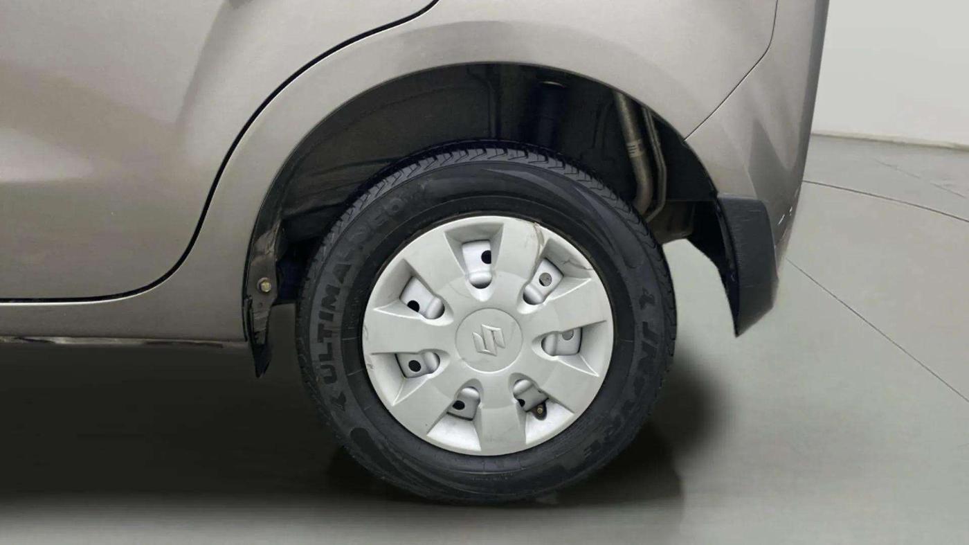 2023 Maruti New Wagon-R LXI CNG 1.0, CNG, Manual, 35,691 km, Left Rear Wheel
