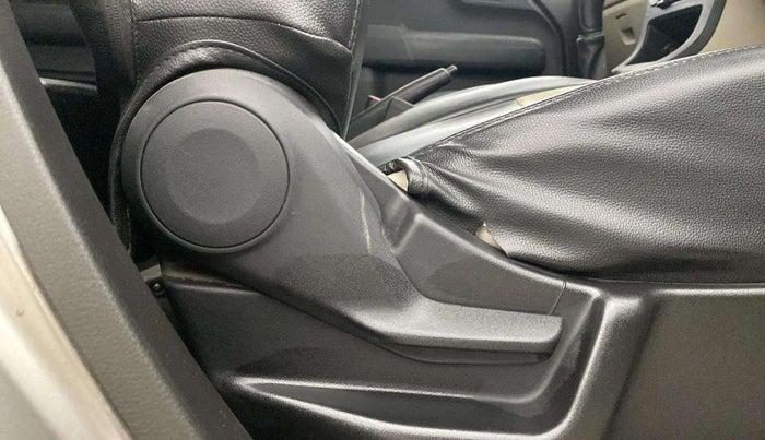 2023 Maruti New Wagon-R LXI CNG 1.0, CNG, Manual, 35,372 km, Driver Side Adjustment Panel