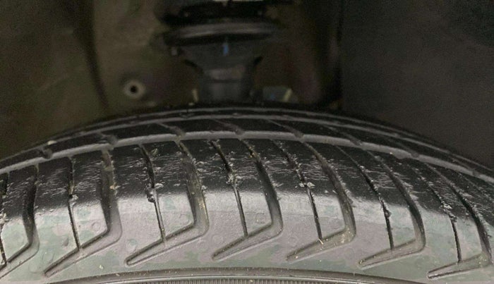 2023 Maruti New Wagon-R LXI CNG 1.0, CNG, Manual, 35,372 km, Right Front Tyre Tread