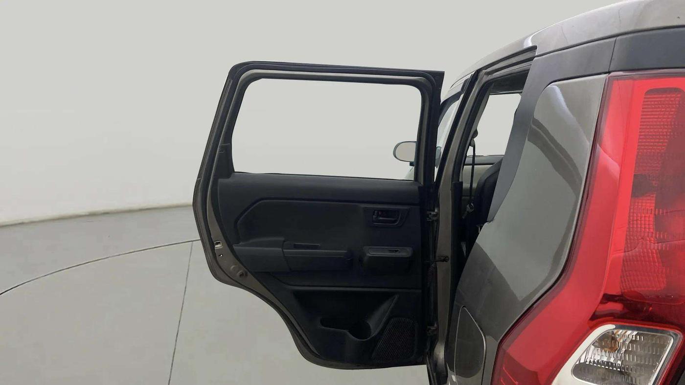 2023 Maruti New Wagon-R LXI CNG 1.0, CNG, Manual, 35,691 km, LHS Rear Door