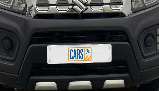 2022 Maruti Vitara Brezza LXI, Petrol, Manual, 12,406 km, Front bumper - Size > 1 Inch