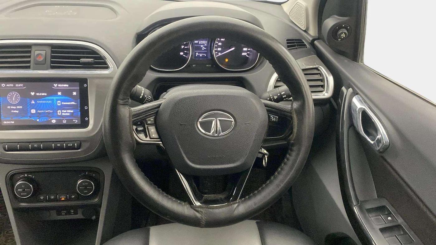 2019 Tata TIGOR XZ PLUS PETROL, Petrol, Manual, 60,999 km, Steering Wheel Close Up