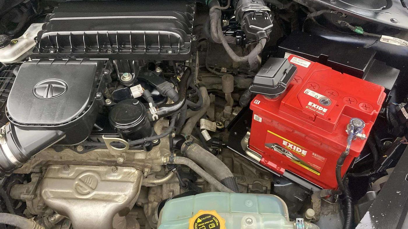 2019 Tata TIGOR XZ PLUS PETROL, Petrol, Manual, 60,999 km, Engine View - Left