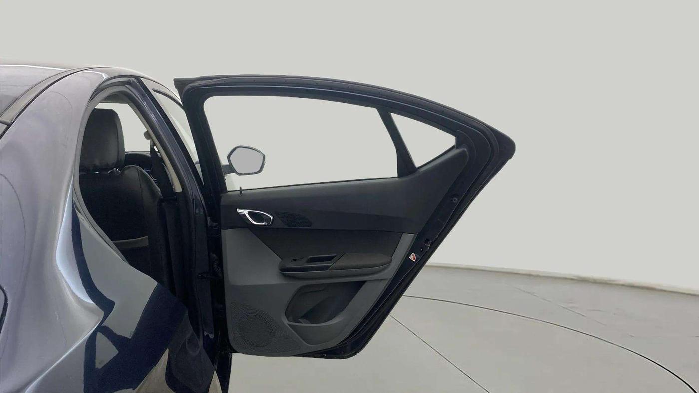 2019 Tata TIGOR XZ PLUS PETROL, Petrol, Manual, 60,999 km, RHS Rear Door