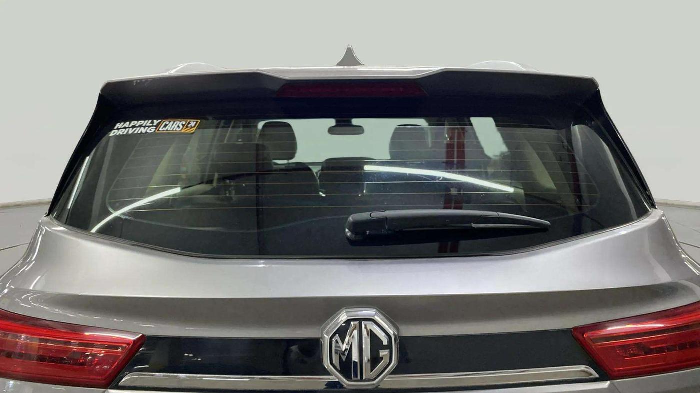 2021 MG HECTOR SHARP 1.5 PETROL CVT, Petrol, Automatic, 49,364 km, Rear Windshield