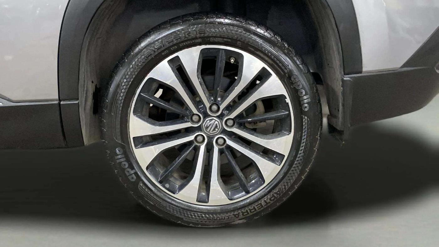 2021 MG HECTOR SHARP 1.5 PETROL CVT, Petrol, Automatic, 49,364 km, Left Rear Wheel