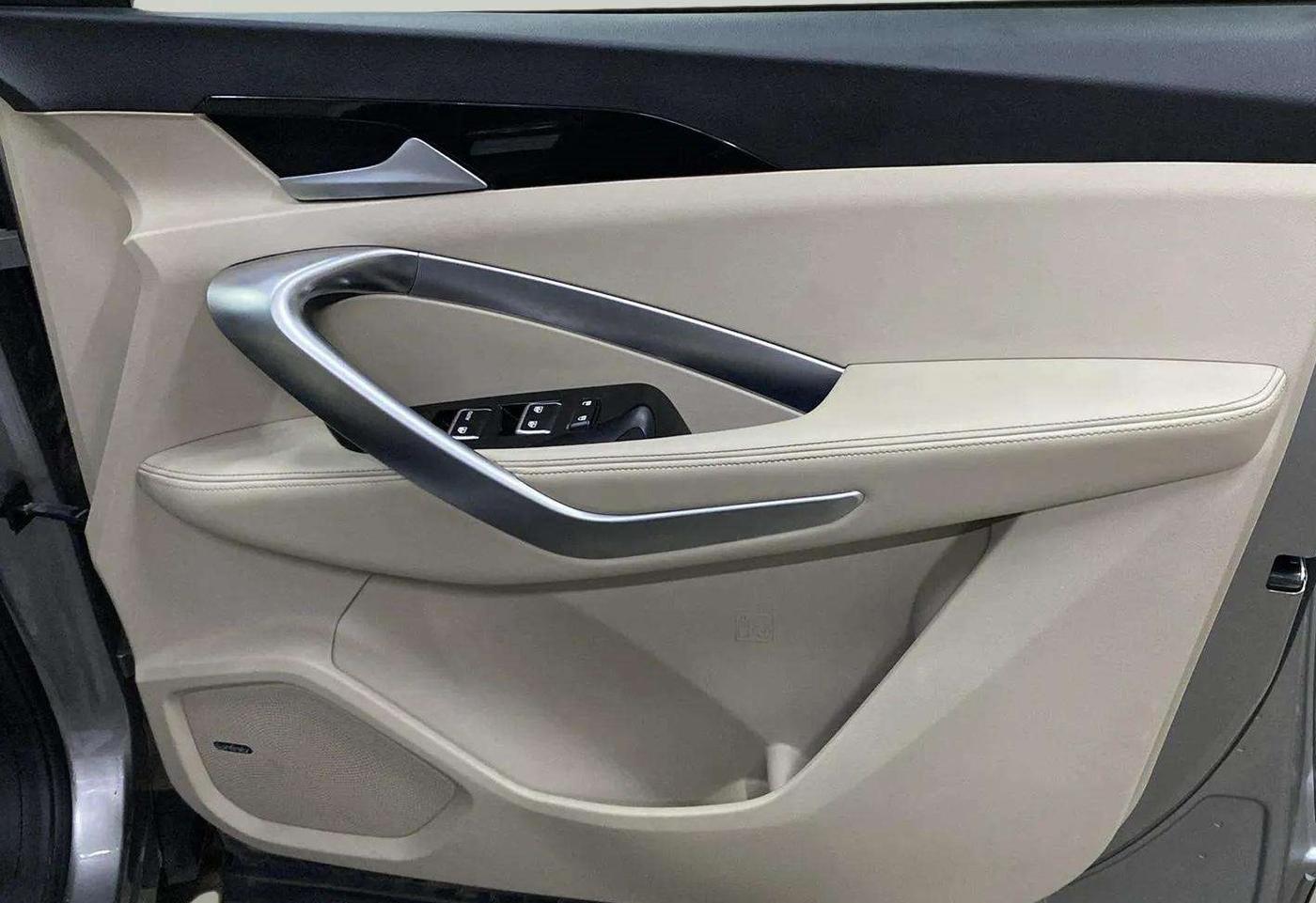 2021 MG HECTOR SHARP 1.5 PETROL CVT, Petrol, Automatic, 49,364 km, Driver Side Door Panels Control