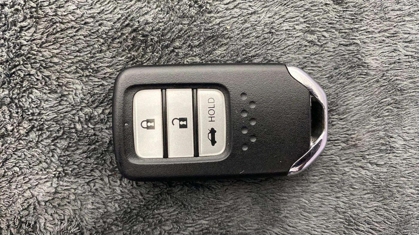 2020 Honda Amaze 1.2L I-VTEC VX, Petrol, Manual, 17,446 km, Key Close Up