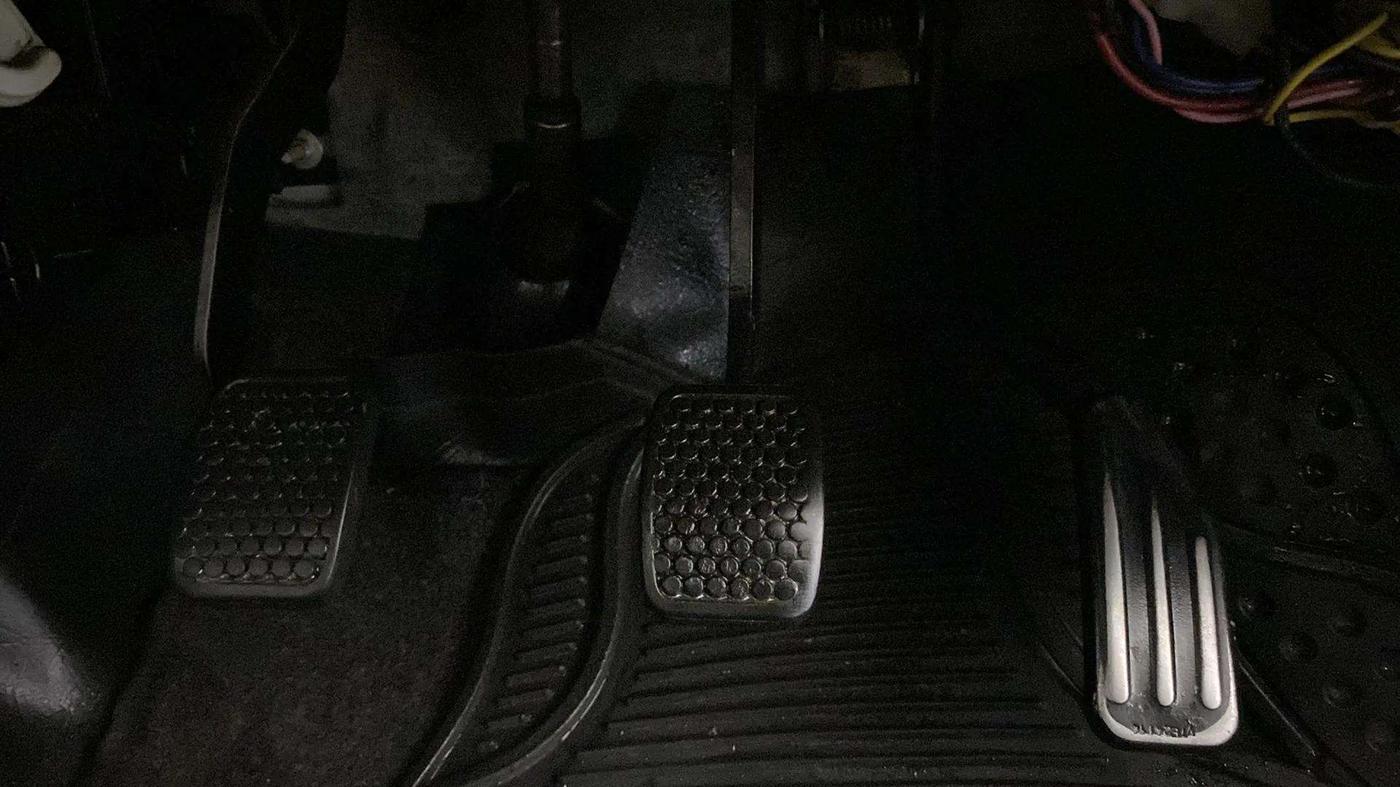 2014 Maruti Alto 800 LXI, Petrol, Manual, 73,029 km, Pedals