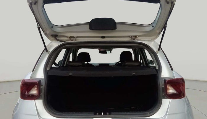 2021 Hyundai VENUE S+ 1.2, Petrol, Manual, 46,780 km, Boot Door Open
