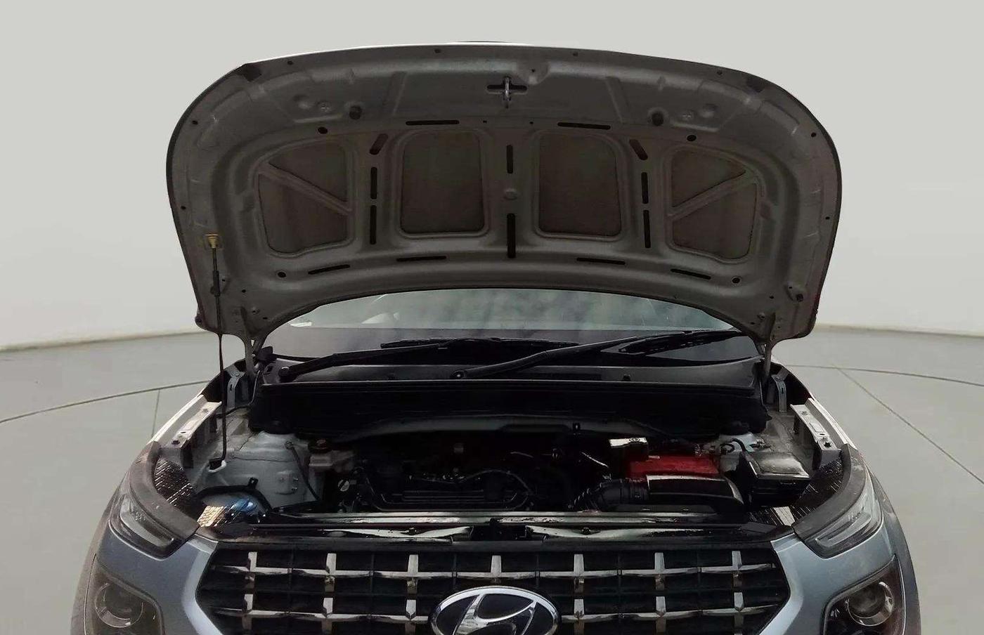 2021 Hyundai VENUE S+ 1.2, Petrol, Manual, 46,780 km, Open Bonet