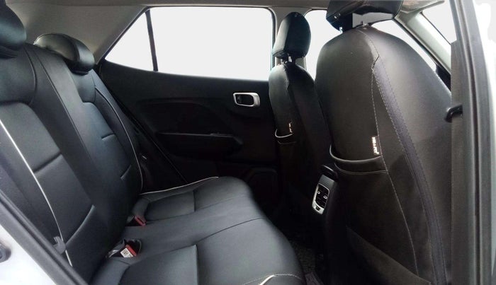 2021 Hyundai VENUE S+ 1.2, Petrol, Manual, 46,780 km, Right Side Rear Door Cabin