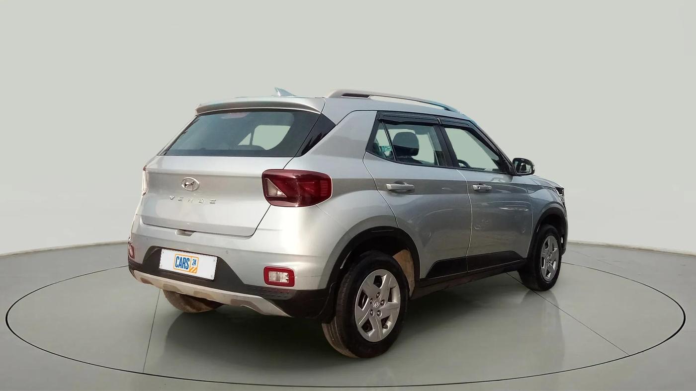 2021 Hyundai VENUE S+ 1.2, Petrol, Manual, 46,780 km, Right Back Diagonal