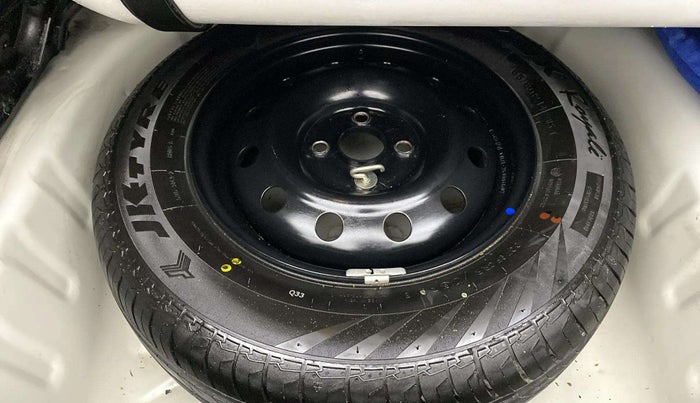 2023 Maruti Dzire VXI CNG, CNG, Manual, 54,376 km, Spare Tyre