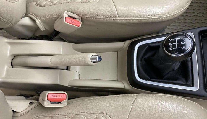2023 Maruti Dzire VXI CNG, CNG, Manual, 54,376 km, Gear Lever