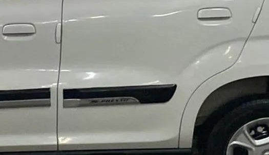 2020 Maruti S PRESSO VXI PLUS AMT, Petrol, Automatic, 39,357 km, Rear left door - Minor scratches