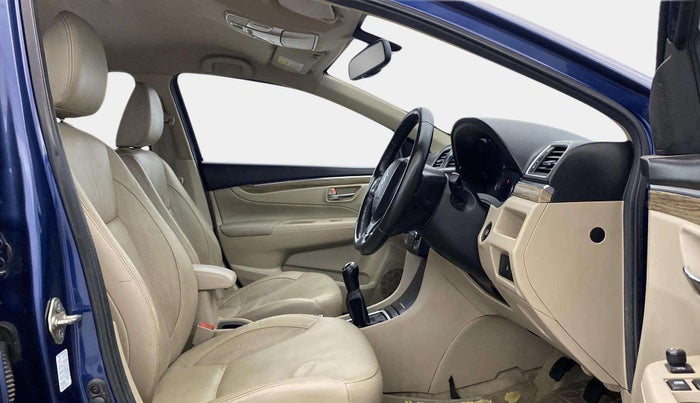 2018 Maruti Ciaz ALPHA 1.5 SHVS PETROL, Petrol, Manual, 87,561 km, Right Side Front Door Cabin