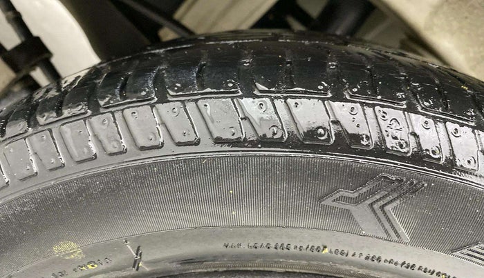 2019 Maruti Alto K10 VXI, Petrol, Manual, 33,487 km, Left Front Tyre Tread