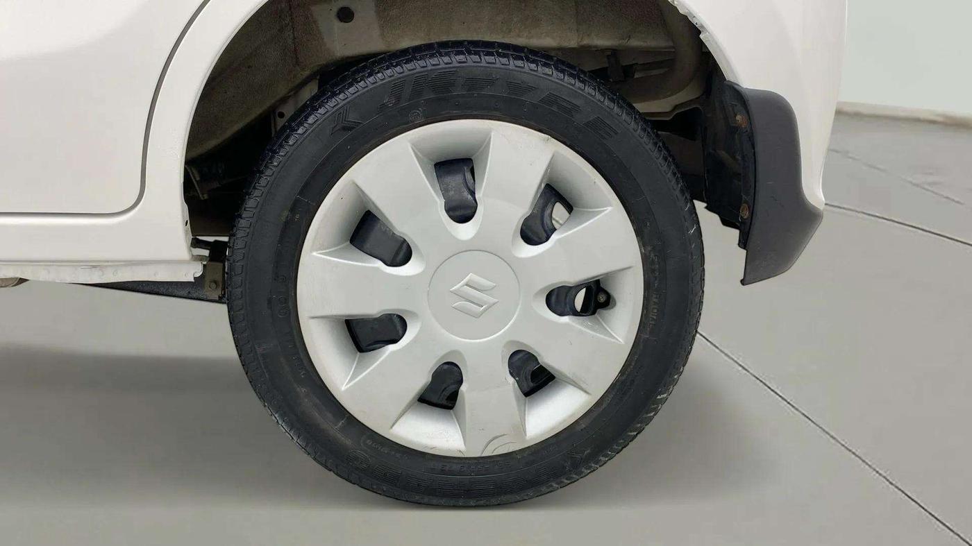 2019 Maruti Alto K10 VXI, Petrol, Manual, 33,487 km, Left Front Wheel