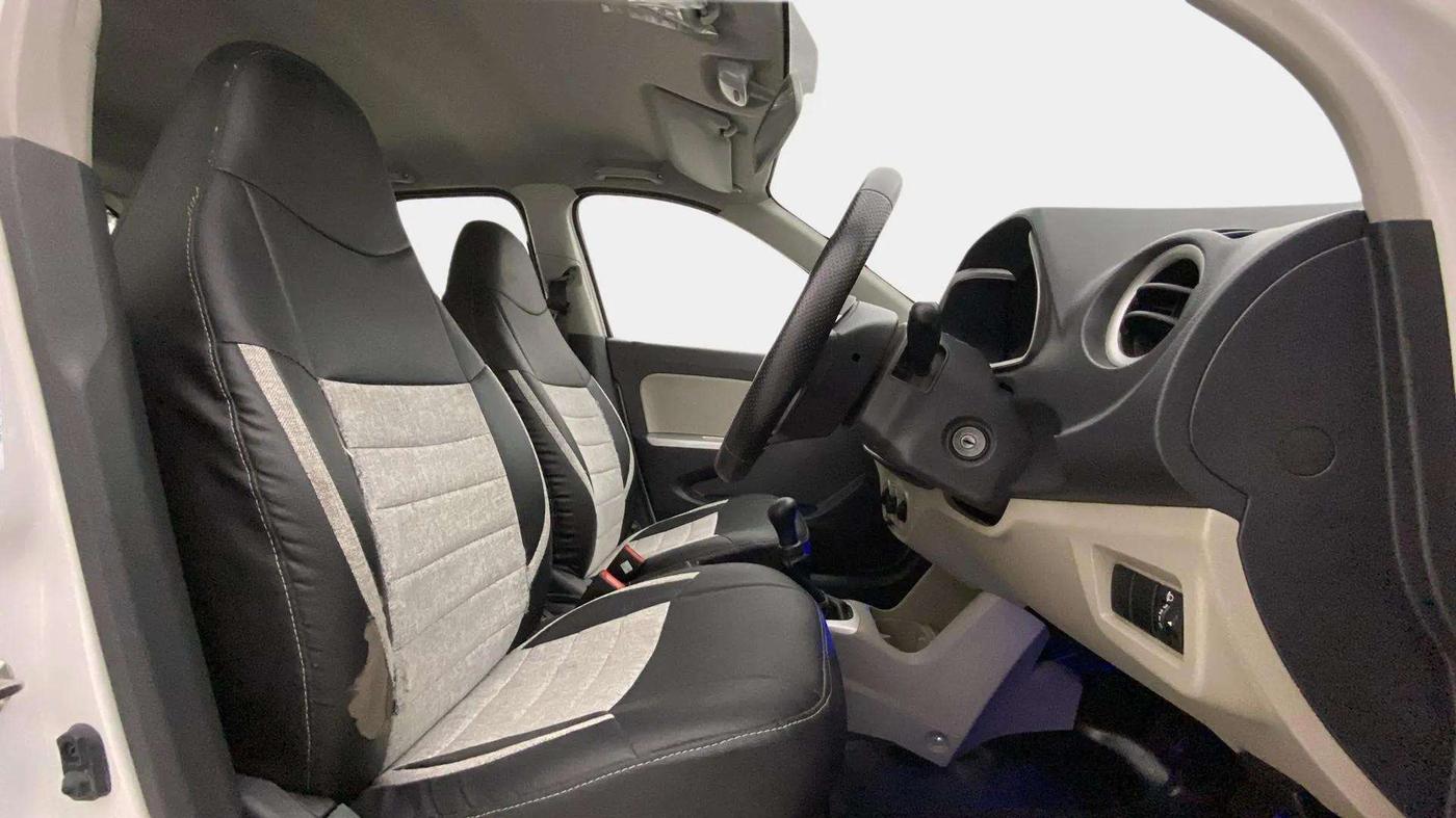 2019 Maruti Alto K10 VXI, Petrol, Manual, 33,487 km, Right Side Front Door Cabin
