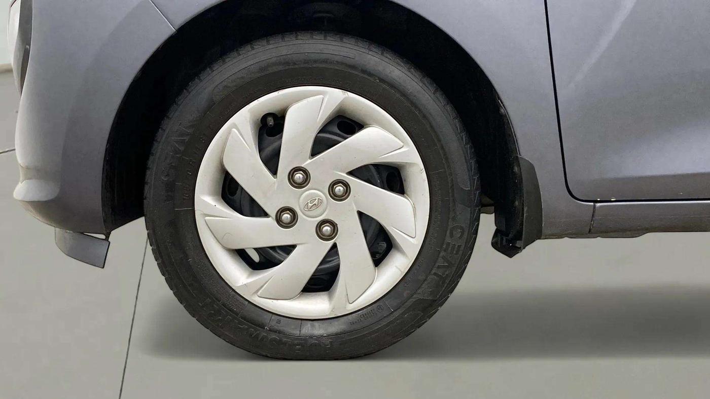 2019 Hyundai NEW SANTRO SPORTZ CNG, CNG, Manual, 64,816 km, Left Front Wheel