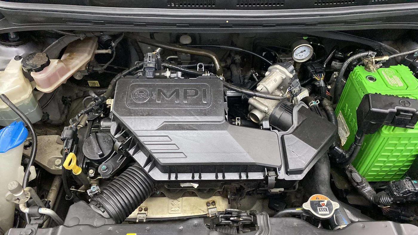 2019 Hyundai NEW SANTRO SPORTZ CNG, CNG, Manual, 64,816 km, Engine View