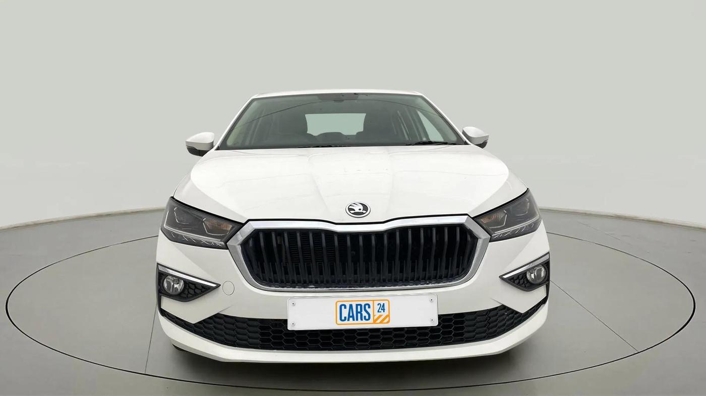 2022 Skoda SLAVIA STYLE 1.0L TSI AT, Petrol, Automatic, 19,051 km, Front