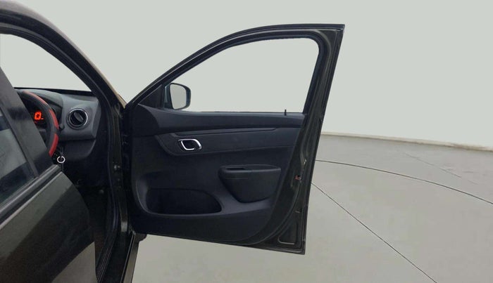2019 Renault Kwid RXT 1.0 AMT (O), Petrol, Automatic, 24,047 km, RHS Front Door