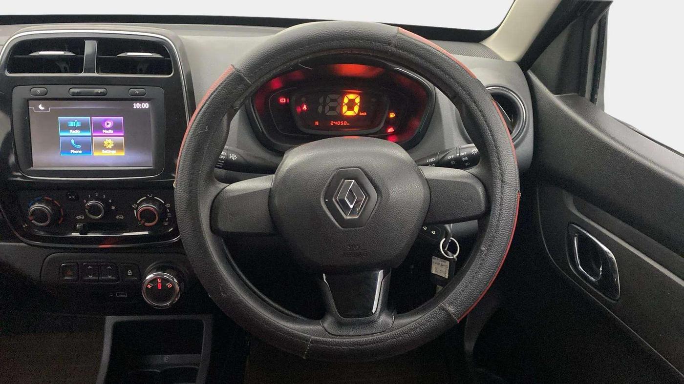 2019 Renault Kwid RXT 1.0 AMT (O), Petrol, Automatic, 24,047 km, Steering Wheel Close Up