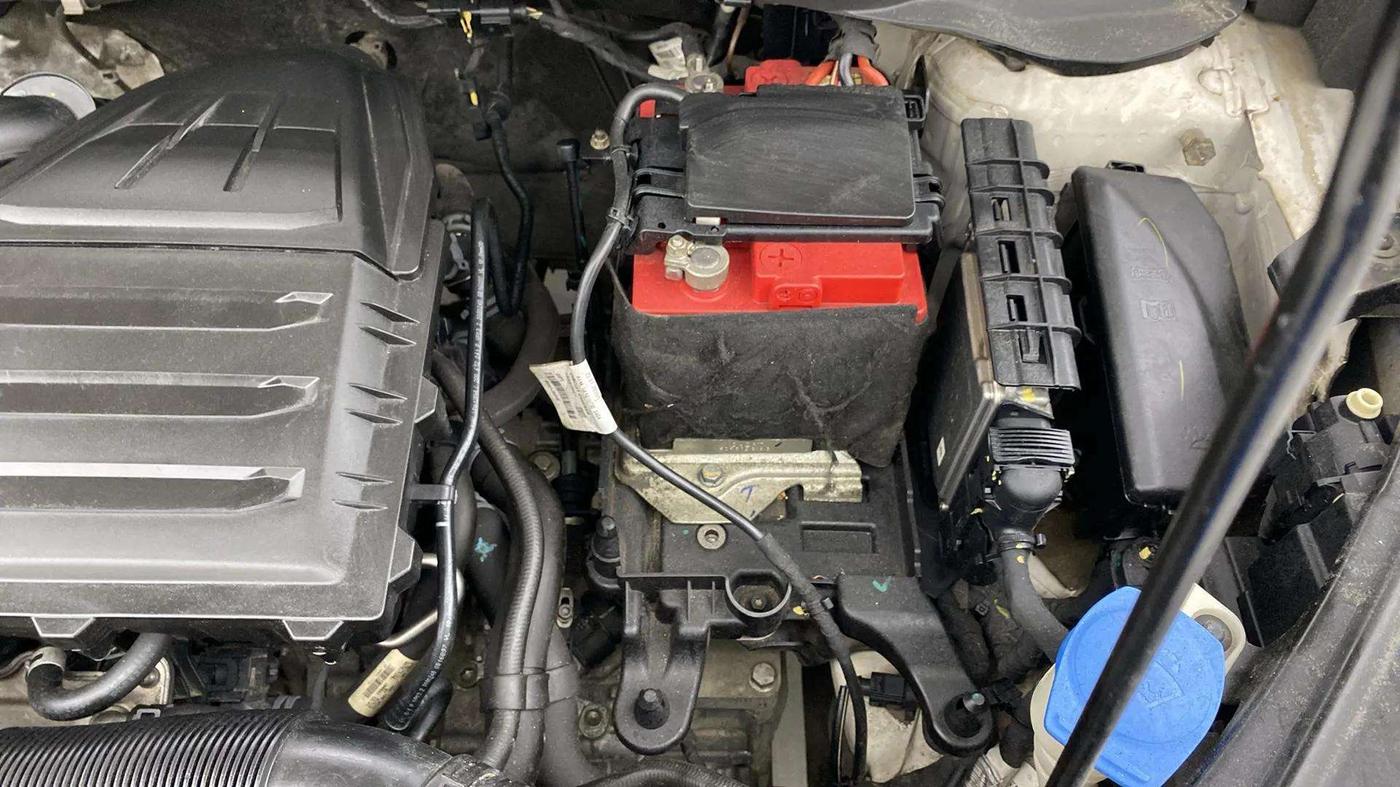 2021 Skoda KUSHAQ STYLE 1.0L TSI AT, Petrol, Automatic, 28,733 km, Engine View - Left