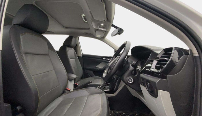 2021 Skoda KUSHAQ STYLE 1.0L TSI AT, Petrol, Automatic, 28,309 km, Right Side Front Door Cabin