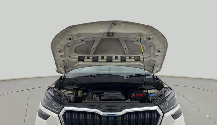 2021 Skoda KUSHAQ STYLE 1.0L TSI AT, Petrol, Automatic, 28,309 km, Open Bonet