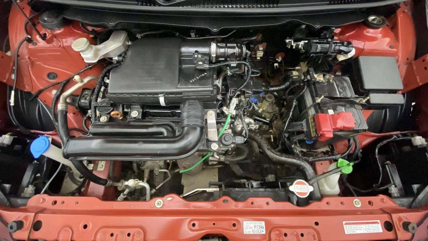2022 Toyota Glanza V, Petrol, Manual, 35,711 km, Engine View