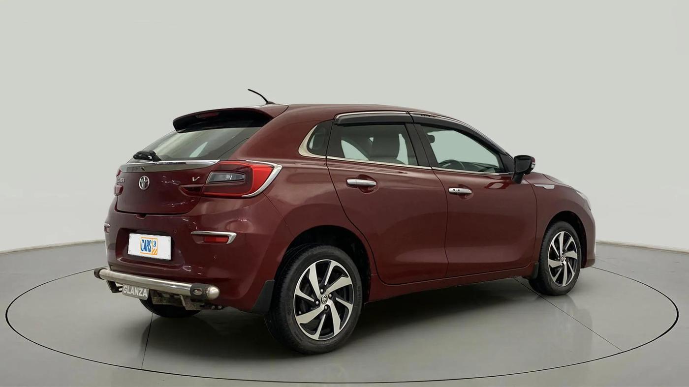 2022 Toyota Glanza V, Petrol, Manual, 35,711 km, Right Back Diagonal