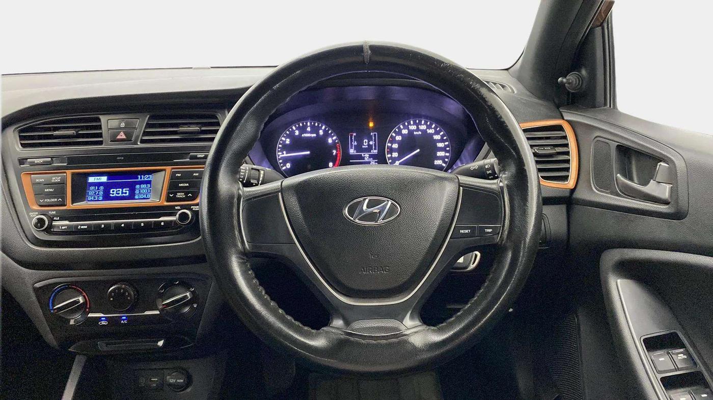 2016 Hyundai i20 Active 1.2 S, Petrol, Manual, 56,030 km, Steering Wheel Close Up
