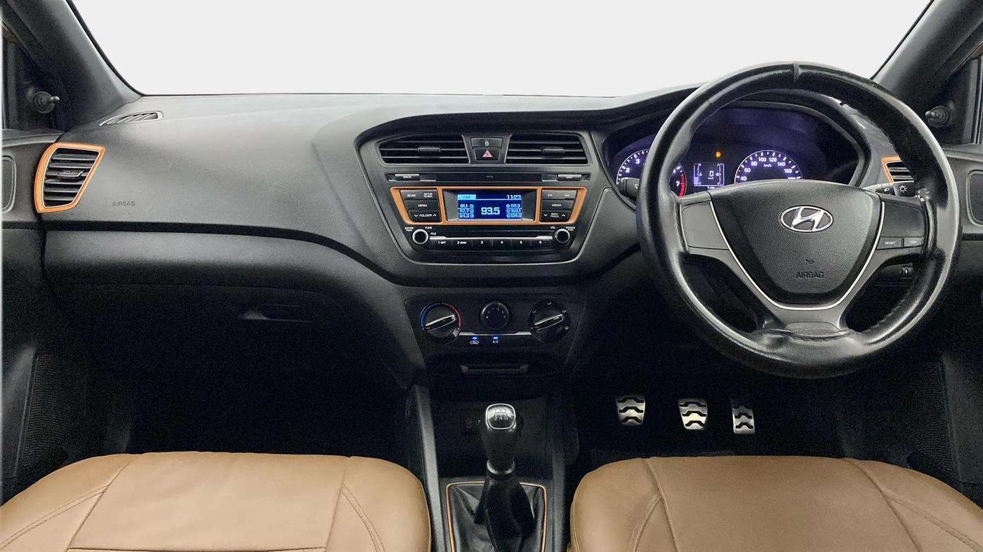2016 Hyundai i20 Active 1.2 S, Petrol, Manual, 56,030 km, Dashboard