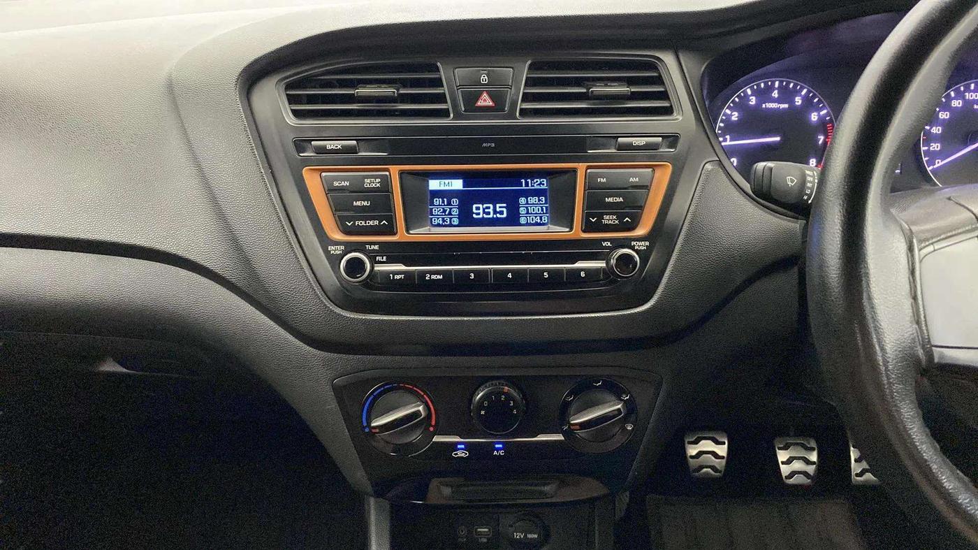 2016 Hyundai i20 Active 1.2 S, Petrol, Manual, 56,030 km, Air Conditioner
