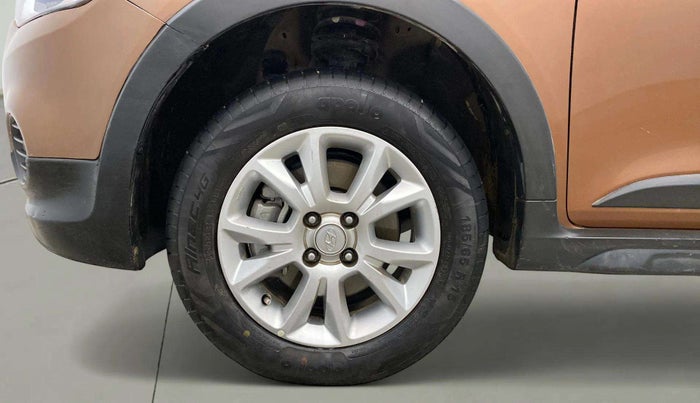 2016 Hyundai i20 Active 1.2 S, Petrol, Manual, 55,769 km, Left Front Wheel