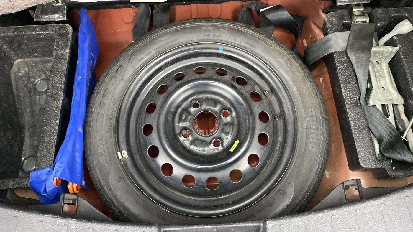 2018 Maruti Wagon R 1.0 VXI OPT, Petrol, Manual, 72,461 km, Spare Tyre