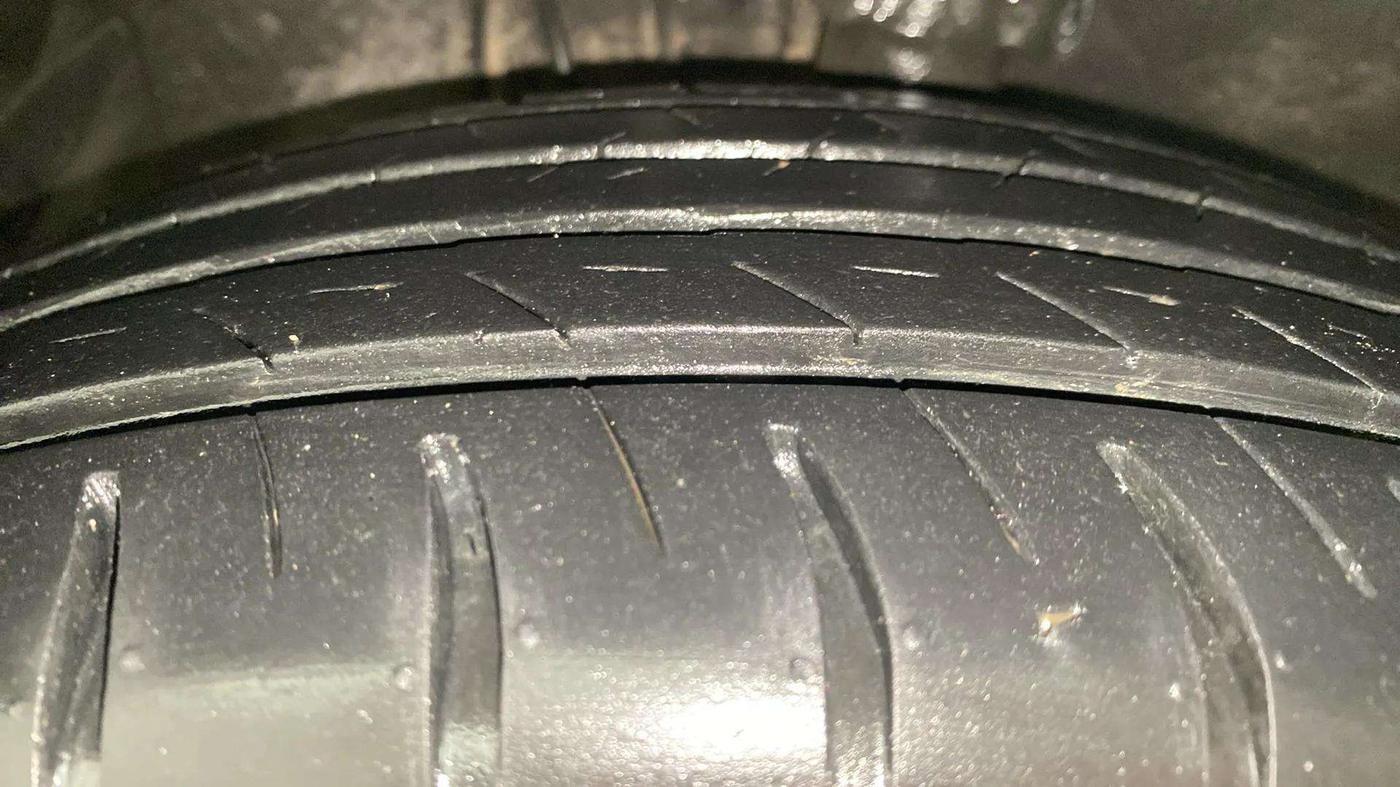 2014 Hyundai i20 ASTA 1.2, Petrol, Manual, 78,545 km, Left Front Tyre Tread