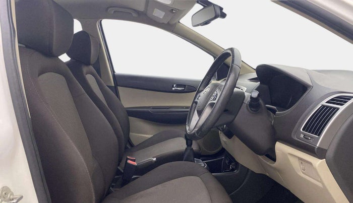 2014 Hyundai i20 ASTA 1.2, Petrol, Manual, 78,456 km, Right Side Front Door Cabin