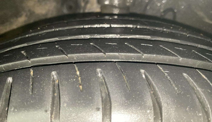2014 Hyundai i20 ASTA 1.2, Petrol, Manual, 78,456 km, Right Front Tyre Tread