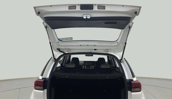 2020 KIA SONET HTX 1.5, Diesel, Manual, 53,632 km, Boot Door Open