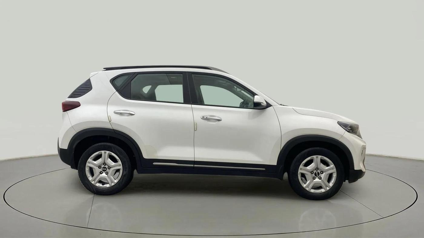 2020 KIA SONET HTX 1.5, Diesel, Manual, 53,682 km, Right Side View