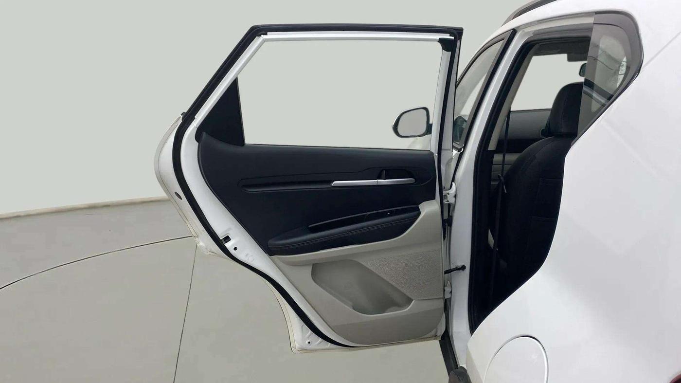 2020 KIA SONET HTX 1.5, Diesel, Manual, 53,682 km, LHS Rear Door