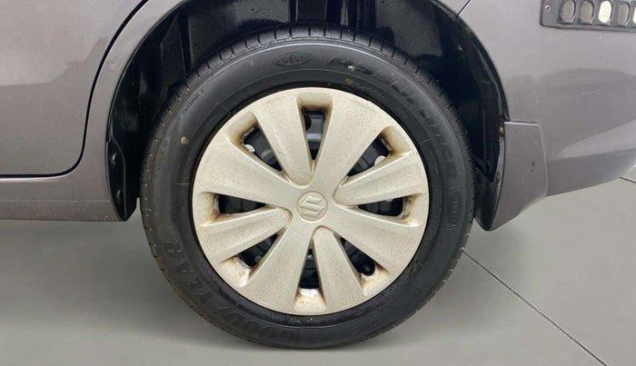 2017 Maruti Ertiga VXI, Petrol, Manual, 27,099 km, Left Rear Wheel