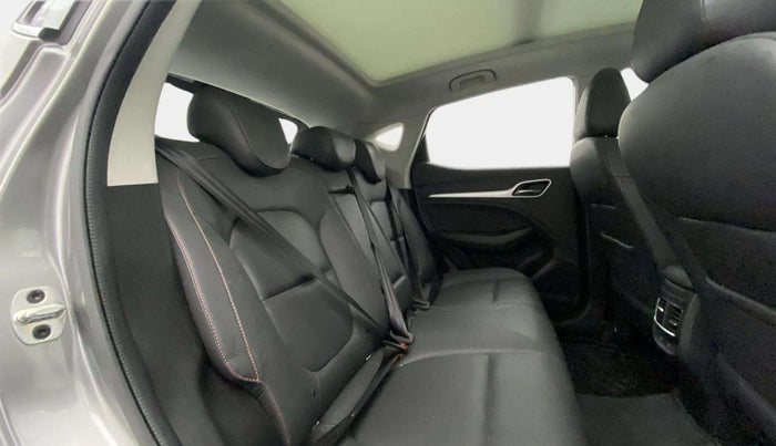 2022 MG ASTOR SHARP 1.3 TURBO AT, Petrol, Automatic, 20,392 km, Right Side Rear Door Cabin